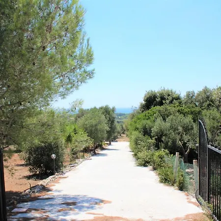 Posta Nella Macchia Mediterranea In Salento Vila *